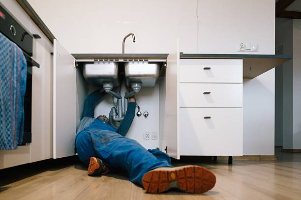 Professional Leak Detection technician working in Auburn, IN